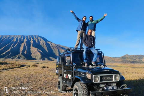 Yogyakarta: Alba sul Monte Bromo e rientro all'aeroporto di SurabayaYogyakarta: Alba sul Monte Bromo, Cratere Ijen e rientro a Bali
