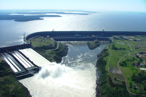 PRIVATE-Panoramabesök till vattenkraftverket Itaipu.