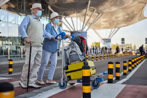 Desde Nueva Delhi: Excursión privada de un día al Taj Mahal en coche con aire acondicionado