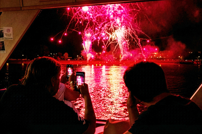 Lisbon: New Year’s Eve Fireworks Cruise Champagne, Meal, DJ