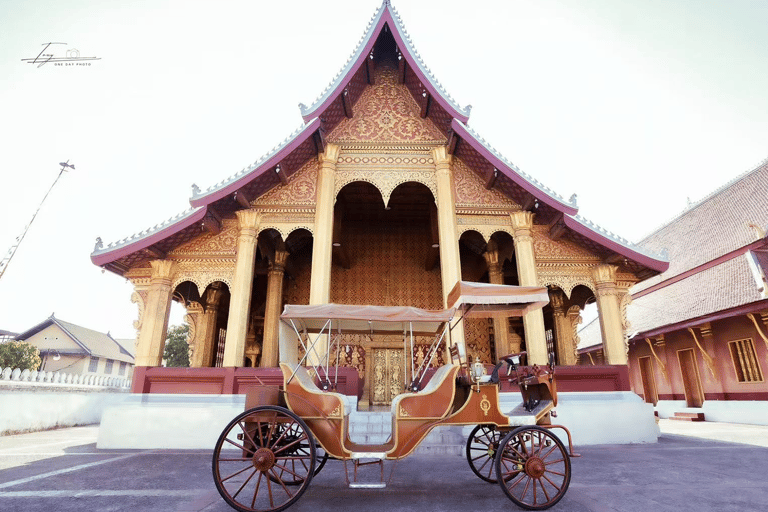 Luang Prabang: 20-Minute Vintage Electric Car Ride