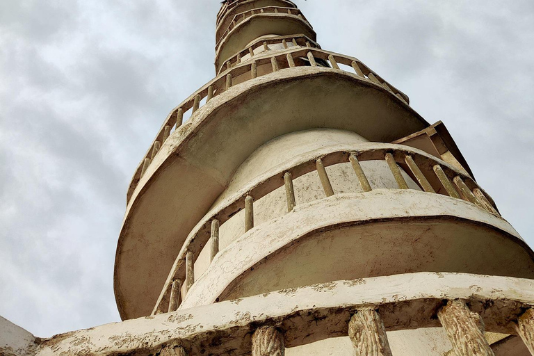 8-Day Sri Lanka Private Tour with Hotels, Train Ride &Safari