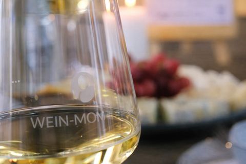 Stuttgart: Cheese & Wine Tasting with Five Wines & Cheeses Stuttgart: Cheese and Wine Tasting with Five Wines and Cheeses