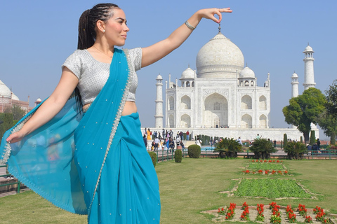 De Agra - Pule a fila: Excursão de carro ao Taj Mahal e ao Forte de AgraEntrada do monumento + guia ao vivo + carro com ar-condicionado