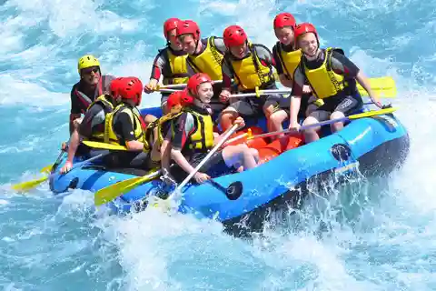 Lato: Safari in buggy e tour combinato di rafting