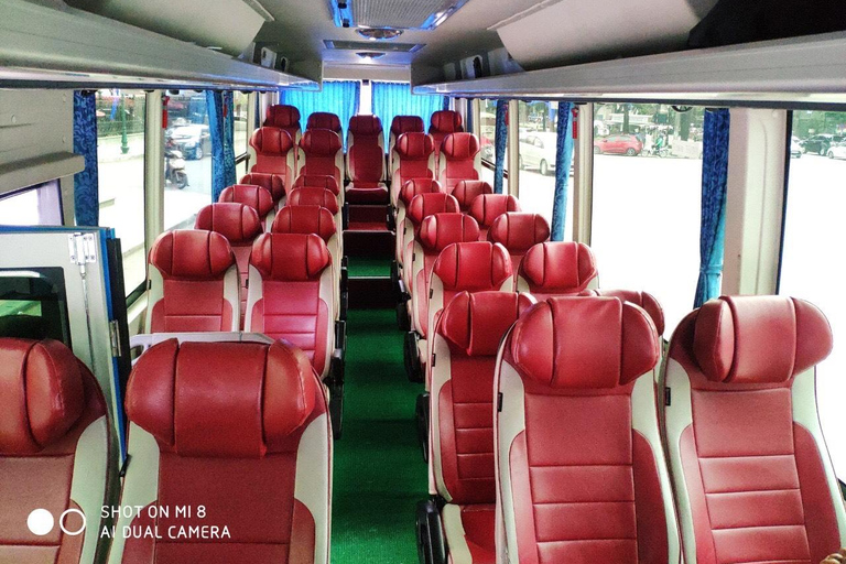 Ônibus de Cat Ba para Ha Noi (ônibus com assentos + lancha rápida)