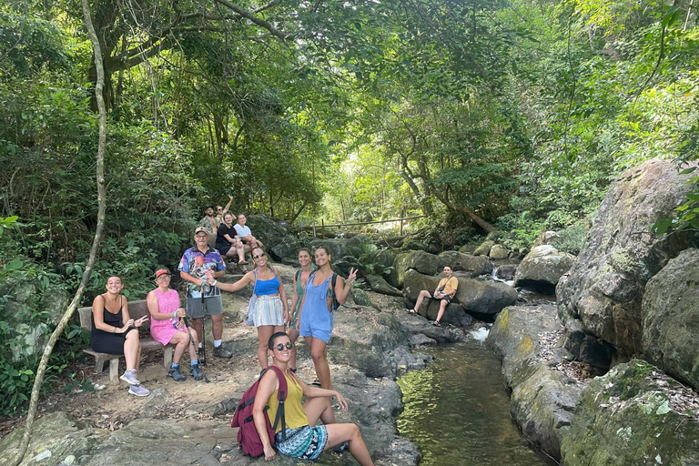 Von Hue aus: Botanischer Garten, Phong Nha Höhle und Dunkle Höhle Tour