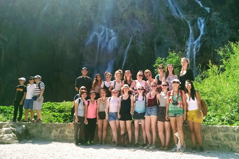 Private Tagestour zu den Plitvicer Seen ab ZagrebPrivater Tagesausflug zu den Plitvicer Seen ab Zagreb