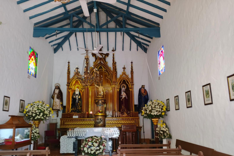 Medellín: Cultural Tour with Lunch and Commune 13