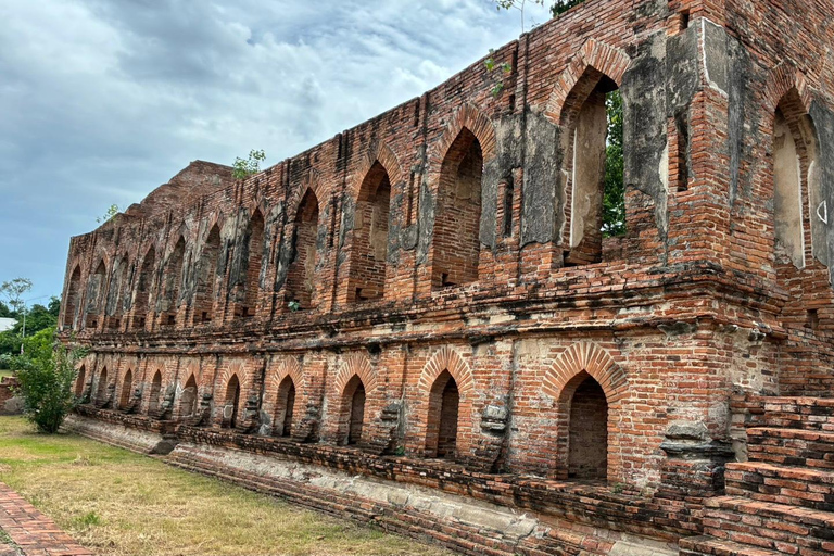 Ayutthaya: In-Depth History Bike Tour