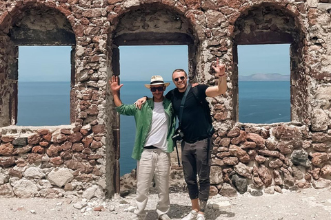Santorini: Private 5-Hour Island Highlights Tour