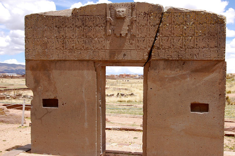 Tiwanaku: halvdagsutflykt, det gåtfulla imperietHalvdagsutflykt Tiwanaku arkeologiska fält