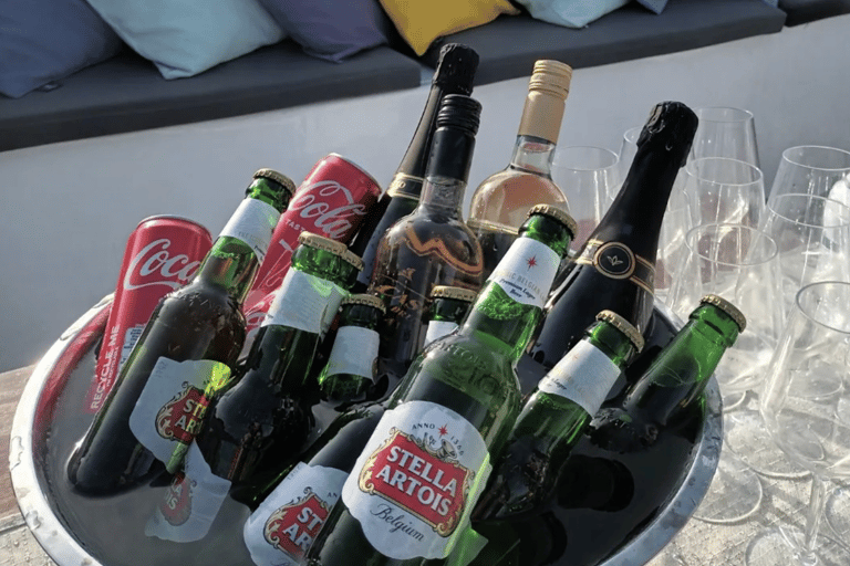 Antwerp: Private Aperitif Boatride