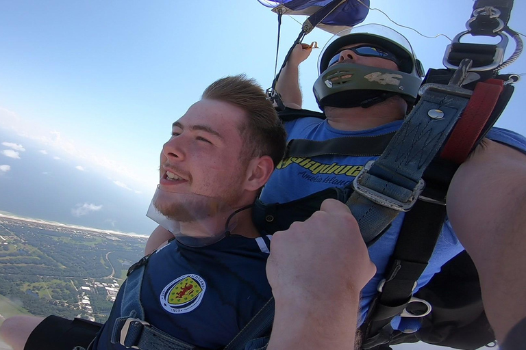 Jacksonville: Tandem Skydiving Experience