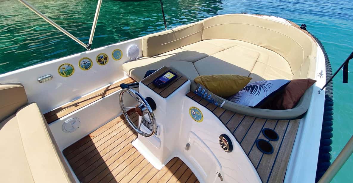 San Antonio: Snorkeling on your own boat without a license for up to 5 people — a boat tour from Ibiza, Spain
