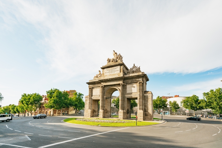 Madrid: Stadtrundfahrt mit dem Hop-On/Hop-Off-BusHop-On/Hop-Off-Ticket für einen Tag