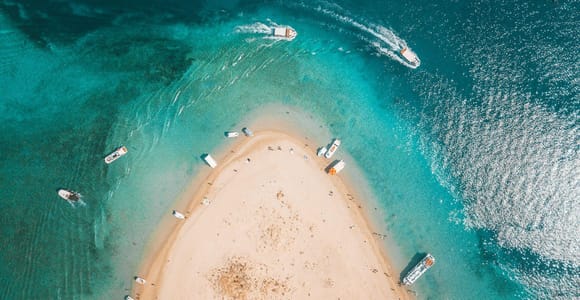 Zakynthos: Laganas Bay, Myzithres & Turtles Speedboat Tour