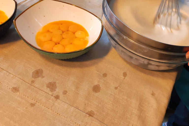 在波尔图与伊莎贝尔和若热一起烹饪葡式蛋挞在波尔图与Isabel和Jorge一起学做葡式蛋挞