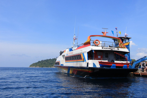 Traslado en Ferry Boat desde koh lipe a Koh Langkawi