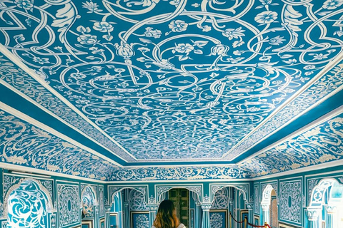 From Delhi: Same-Day Jaipur Tour with Hotel Pickup Private Tour from Delhi: Car, Driver, Guide, Tickets & Lunch