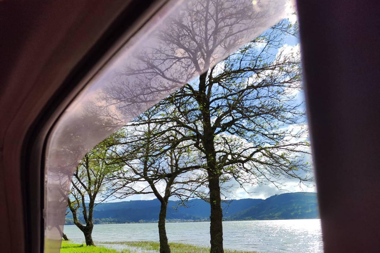 Hidden Routes of Sete Cidades: Lagoons and Unique Landscapes 4x4 Hidden Routes of the Seven Cities: Lagoons and Unique Landscapes 4x4