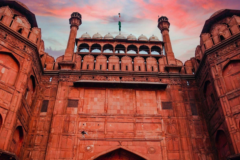 Delhi: Golden Triangle Tour with Ayurvedic Massages