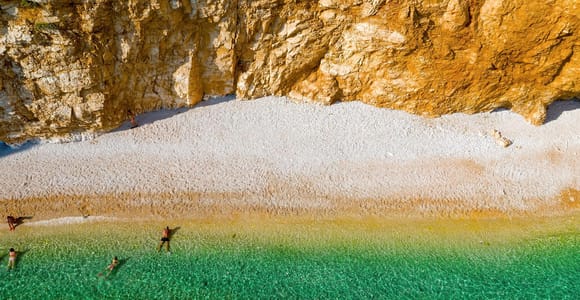 Krk & Punat: Liebeshöhle & Goldener Strand, Segeln entlang 4 Inseln