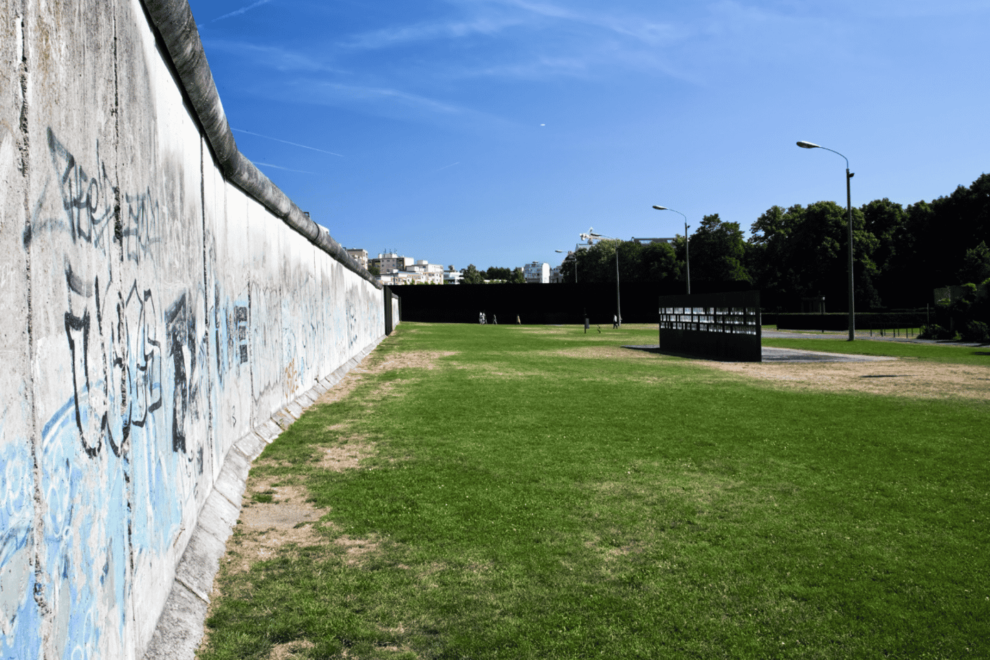 Berlin: Cold War History and Berlin Wall Guided Walking Tour