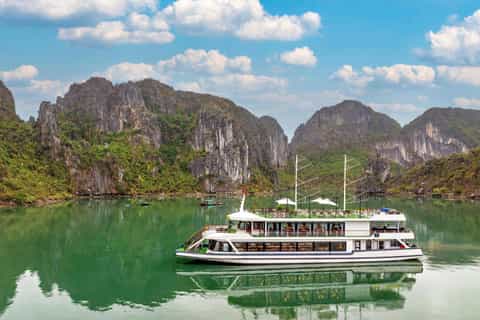 Hanoi: Ha Long Bay 5* Cruise Buffet, Jacuzzi, Cave, Kayak - Image 3