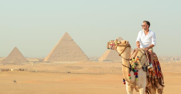 Giza Sunrise Pyramid Guided Tour With Camel Ride & Breakfast