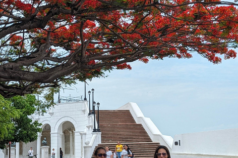 Panama City: Kanał, Stare Miasto i Amador Causeway Tour