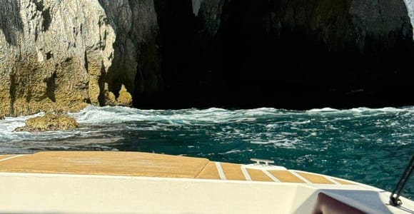 Syracuse: Boat Cruise to Ortigia and the Sea Caves of Plemmirio