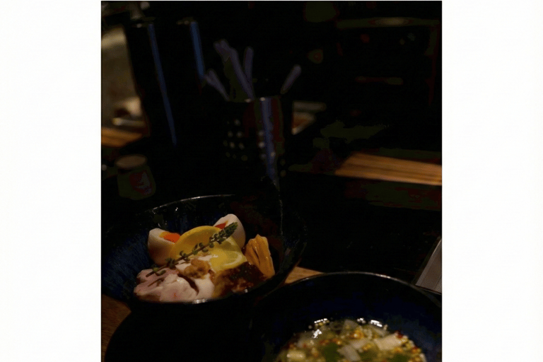 Sapporo: Ramen Tasting Tour with 3 Mini Bowls of Ramen