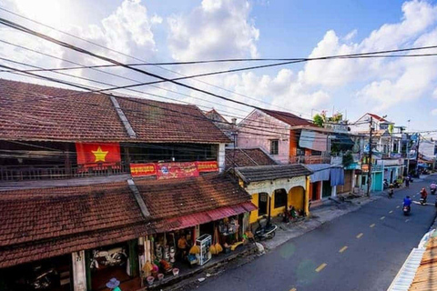 Hue by Night: Motorbike Tour with Lady Riders & Food Tasting Night Motorbike Tour (Private Tour)