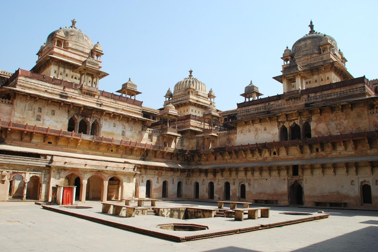 5-Day Trip to Khajuraho, Orchha, Gwalior & Jhansi from Delhi Private Transport + English Guide + 3 Star Accommodation.