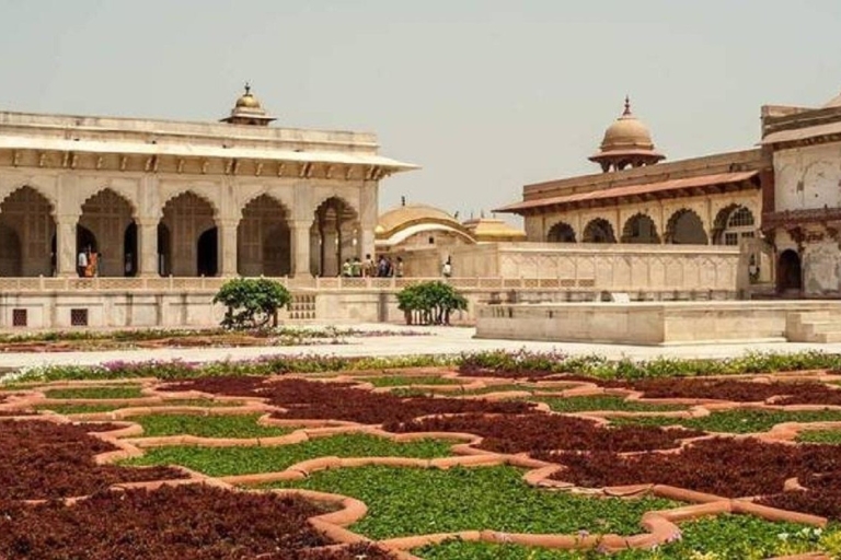 Privé Agra-tour en Fatehpur Sikri transfer naar Jaipur