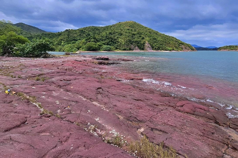 Hong Kong: Geopark Flaming Red Coast Hopping Tour