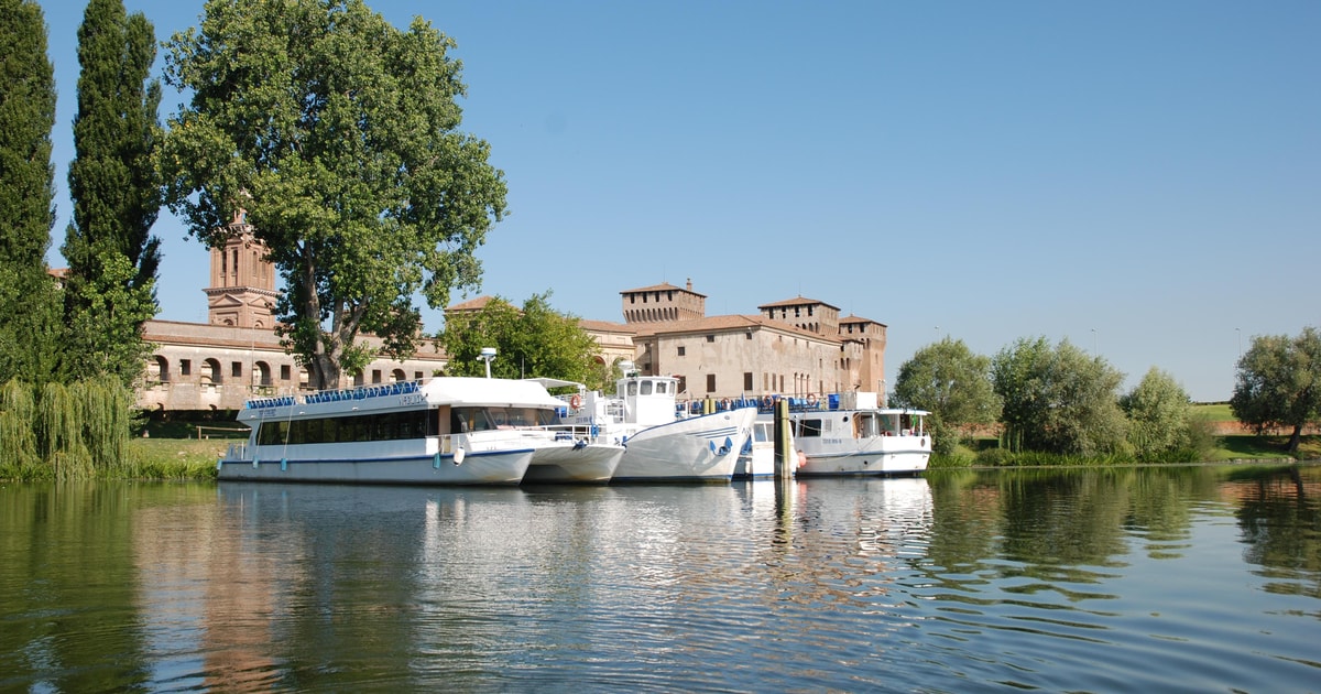 mantova-guidet-panoramisk-sejltur-by-s-er-og-naturpark-getyourguide