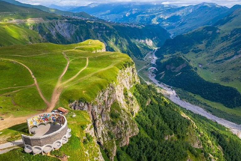 Passeio em Kazbegi