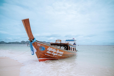 Krabi: Private Luxury Longtail Boat Trip to Hong Islands
