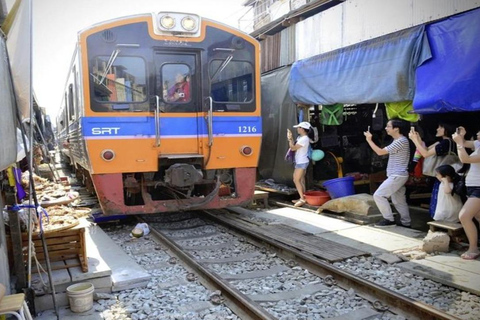 Bangkok Maeklong Railway & Floating Market VIP Tour