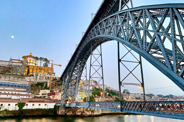 Excursão a pé do Porto a Gaia - Prova de vinhos incluída