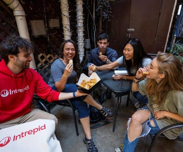 North End Food Experience with Pizza, Meats & Cheese