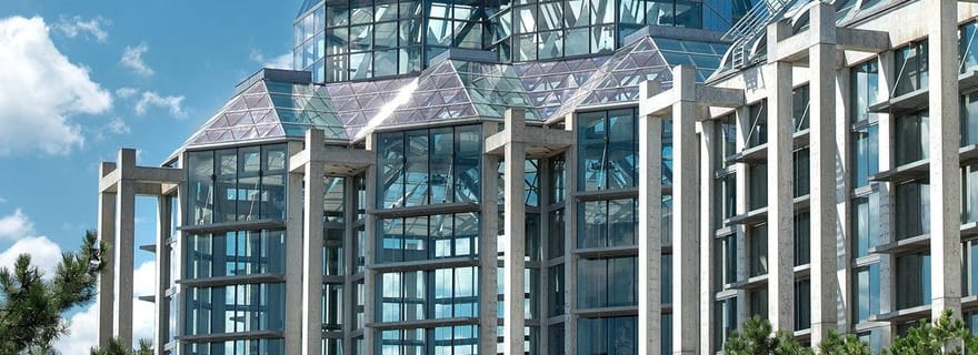 Ottawa : entrée au Musée des beaux-arts du Canada
