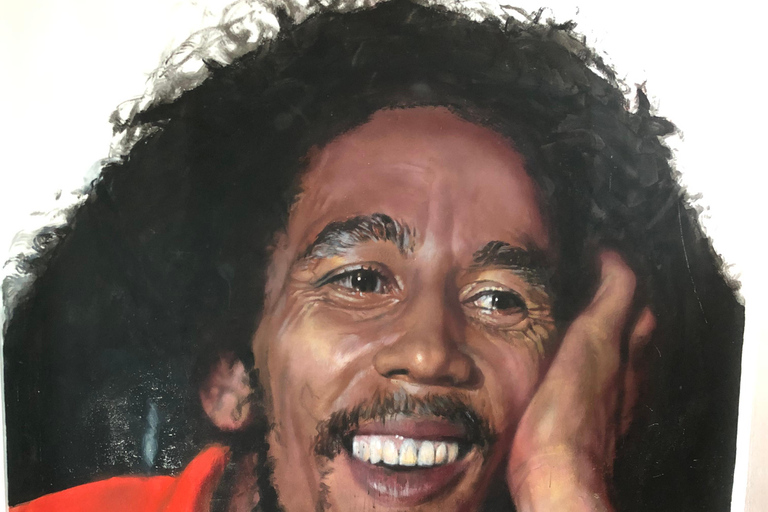 鲍勃·马利九英里之旅（从蒙特哥贝和法尔茅斯出发）鲍勃·马利9英里之旅（从蒙特哥贝和法尔茅斯出发）