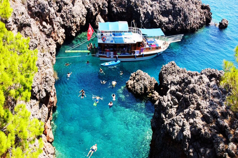 Antalya/Kemer: Paseo en barco por Porto Genovés y baño de barro con almuerzoOpción de punto de encuentro