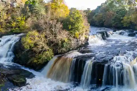 Randonnée dans les cascades de la réserve du patrimoine mondial