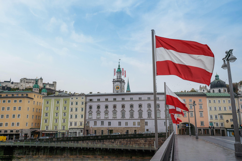 Salzburg: Guided Walking Tour with Mirabell Gardens