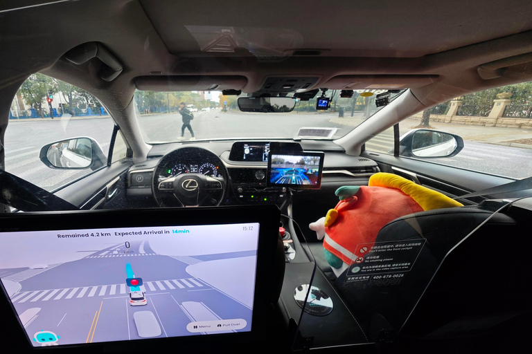 Shanghai Tech Tour: Driverless Taxi, Drone Delivery & Robots