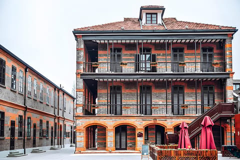 Shanghai: Explore Old Jewish Residences & River Cruise Tour